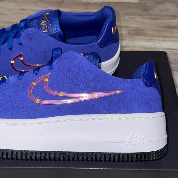 Nike Air Force 1 Sage Low 8 - Picture 9 of 14